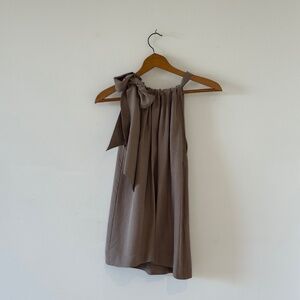 Halter neck blouse/top